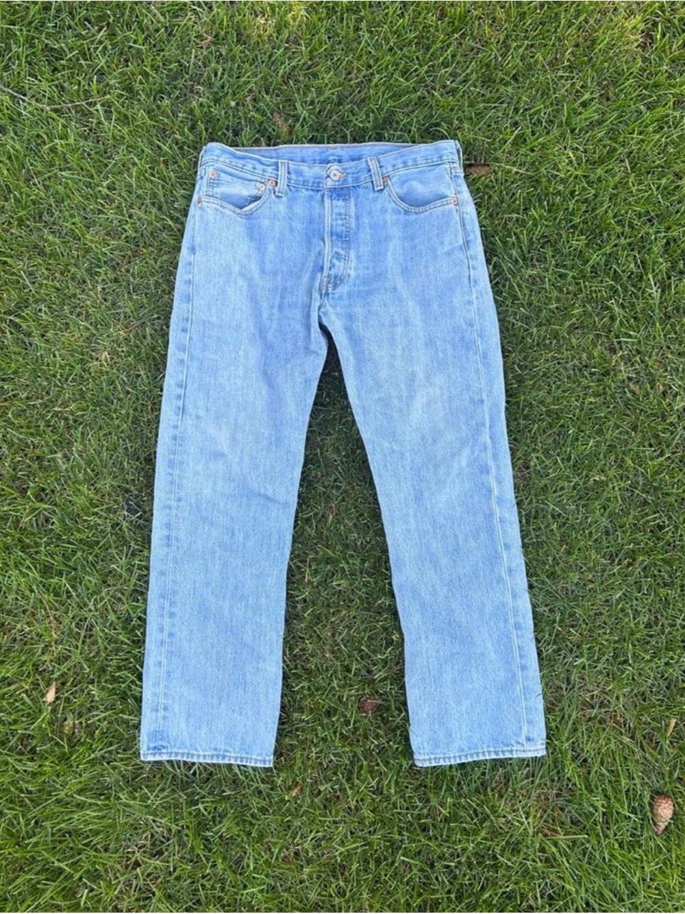 Classic Light Blue Men's Straight-Leg Jeans